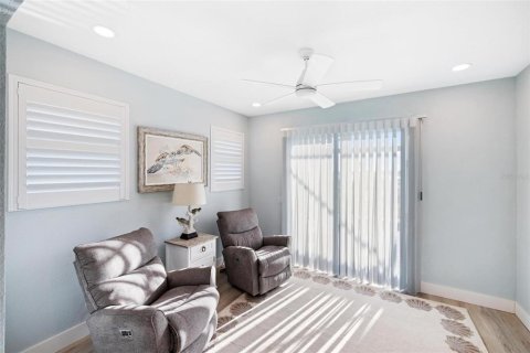 House in Placida, Florida 4 bedrooms, 242.2 sq.m. № 1844295 - photo 22