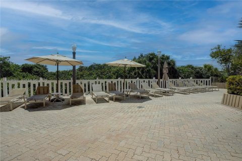 Condominio en alquiler en Key Biscayne, Florida, 3 dormitorios, 165.55 m2 № 2076848 - foto 28