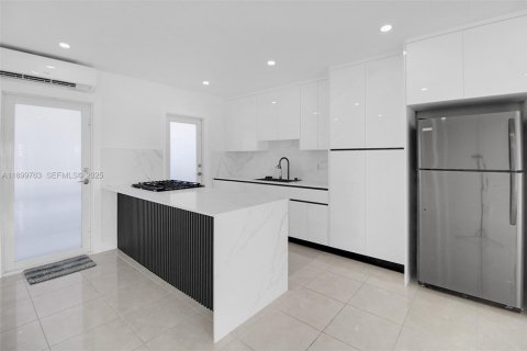 Купить кондоминиум в Норт-Майами, Флорида 1 спальня, 59.46м2, № 1951308 - фото 21