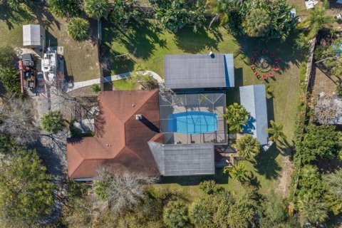 House in Vero Beach, Florida 4 bedrooms, 237.27 sq.m. № 2228289 - photo 3