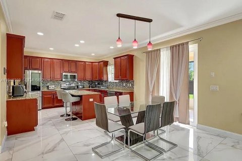 Casa en alquiler en Port St. Lucie, Florida, 6 dormitorios, 363.81 m2 № 2026542 - foto 14