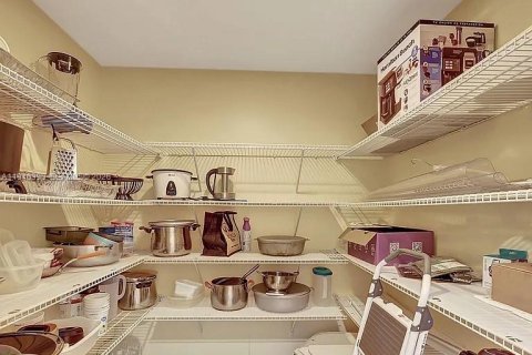 Casa en alquiler en Port St. Lucie, Florida, 6 dormitorios, 363.81 m2 № 2026542 - foto 15