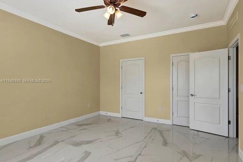 Casa en alquiler en Port St. Lucie, Florida, 6 dormitorios, 363.81 m2 № 2026542 - foto 21