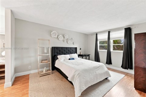 Copropriété à louer à Lauderdale Lakes, Floride: 1 chambre, 71.35 m2 № 2390451 - photo 15