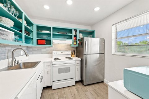 Copropriété à louer à Lauderdale Lakes, Floride: 1 chambre, 71.35 m2 № 2390451 - photo 12
