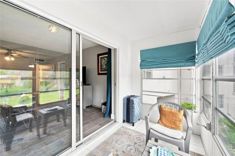 Copropriété à louer à Lauderdale Lakes, Floride: 1 chambre, 71.35 m2 № 2390451 - photo 24