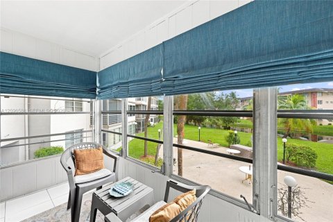 Copropriété à louer à Lauderdale Lakes, Floride: 1 chambre, 71.35 m2 № 2390451 - photo 25