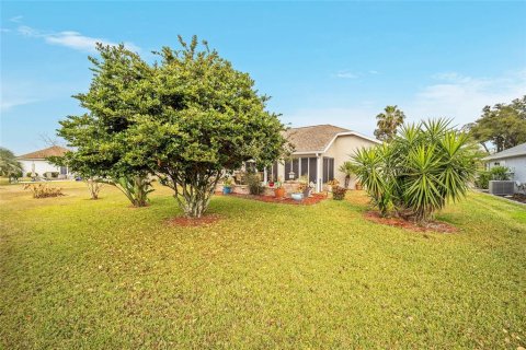 House in Ocala, Florida 2 bedrooms, 145.76 sq.m. № 1534348 - photo 13