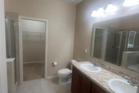 Villa ou maison à vendre à Kissimmee, Floride: 4 chambres, 195 m2 № 1755185 - photo 16