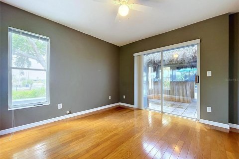 Villa ou maison à vendre à Tarpon Springs, Floride: 3 chambres, 187.48 m2 № 2406520 - photo 22