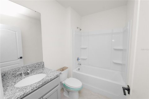 Casa en venta en Winter Haven, Florida, 5 dormitorios, 241.64 m2 № 2156356 - foto 19