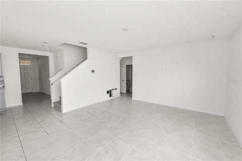 Casa en venta en Winter Haven, Florida, 5 dormitorios, 241.64 m2 № 2156356 - foto 16