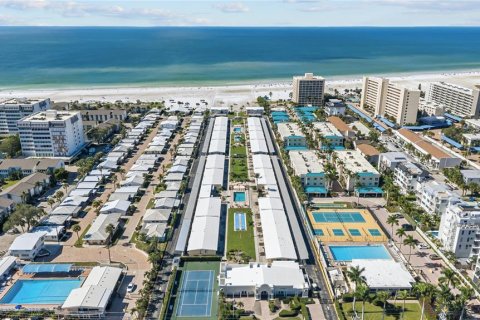 Condominio en Sarasota, Florida, 1 dormitorio № 2425294