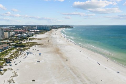 Condominio en venta en Sarasota, Florida, 1 dormitorio, 55.74 m2 № 2425294 - foto 30