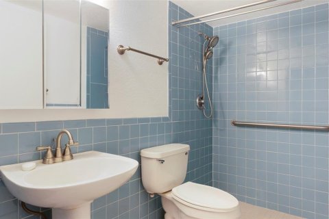 Купить кондоминиум в Сент-Питерсберг, Флорида 6 комнат, 79.9м2, № 2151416 - фото 20