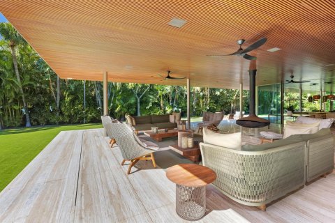 House in Palm Beach, Florida 4 bedrooms, 608.05 sq.m. № 2187362 - photo 20