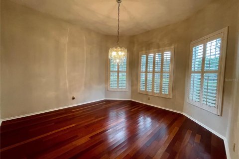 House in Tampa, Florida 3 bedrooms, 166.85 sq.m. № 1919309 - photo 9