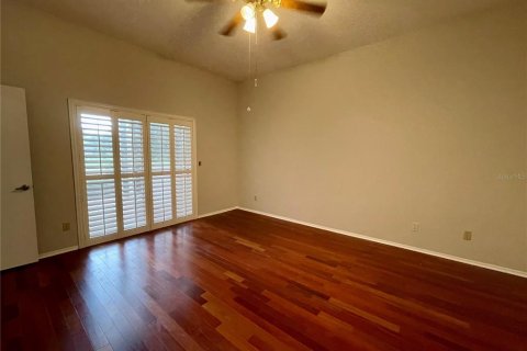 House in Tampa, Florida 3 bedrooms, 166.85 sq.m. № 1919309 - photo 7