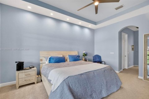 House in Cooper City, Florida 4 bedrooms, 230.4 sq.m. № 2027220 - photo 27