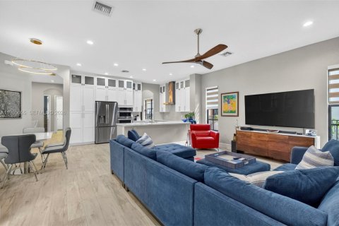 House in Cooper City, Florida 4 bedrooms, 230.4 sq.m. № 2027220 - photo 24