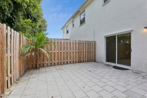 Condominio en venta en Homestead, Florida, 3 dormitorios, 137.77 m2 № 1992303 - foto 13