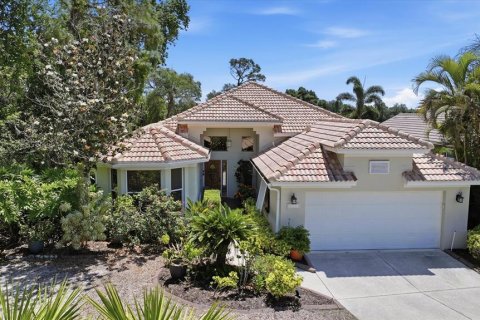 House in University Park, Florida 3 bedrooms, 200.48 sq.m. № 2108336