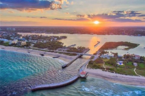 Casa en venta en Boynton Beach, Florida, 5 dormitorios, 278.61 m2 № 1964346 - foto 19