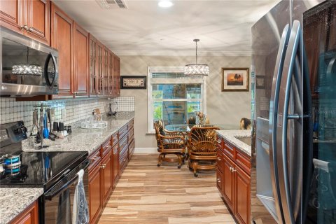 House in Englewood, Florida 3 bedrooms, 125.88 sq.m. № 1666359 - photo 22