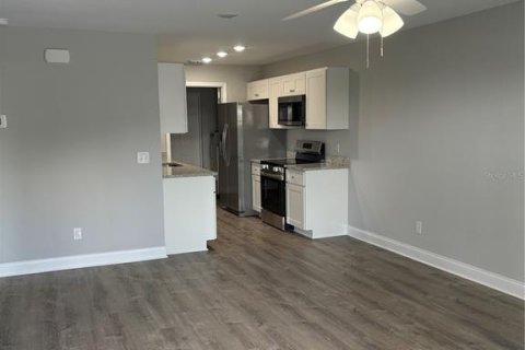 Dúplex en venta en Fort Meade, Florida, 4 dormitorios, 166.3 m2 № 1787971 - foto 6