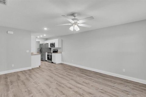 Dúplex en venta en Fort Meade, Florida, 4 dormitorios, 166.3 m2 № 1787971 - foto 19