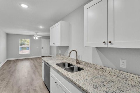 Dúplex en venta en Fort Meade, Florida, 4 dormitorios, 166.3 m2 № 1787971 - foto 25
