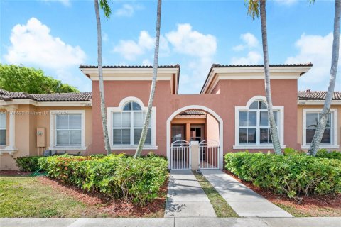 Villa ou maison à vendre à Homestead, Floride: 3 chambres, 112.97 m2 № 1728132 - photo 1
