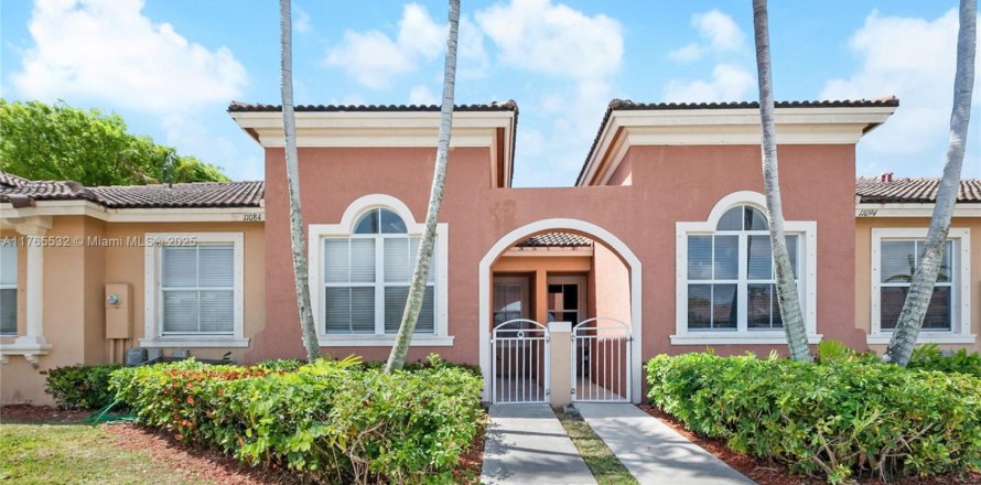 Villa ou maison à Homestead, Floride 3 chambres, 112.97 m2 № 1728132