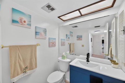 Condo in Clearwater, Florida, 1 bedroom  № 1902631 - photo 14