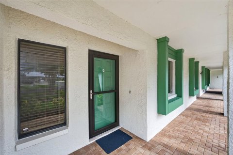 Condo in Clearwater, Florida, 1 bedroom  № 1902631 - photo 2