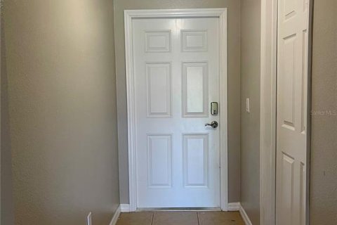 Townhouse in Sanford, Florida 3 bedrooms, 111.76 sq.m. № 2266433 - photo 3