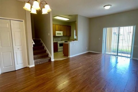 Townhouse in Sanford, Florida 3 bedrooms, 111.76 sq.m. № 2266433 - photo 8