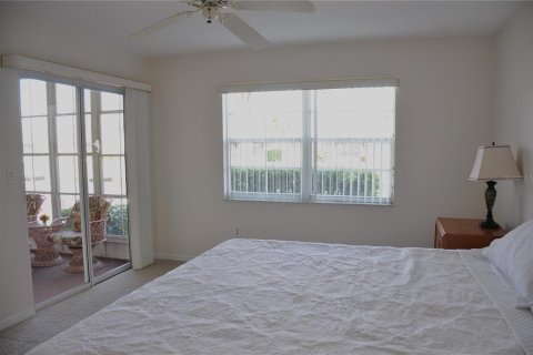 Condo in Punta Gorda, Florida, 2 bedrooms  № 2105645 - photo 19