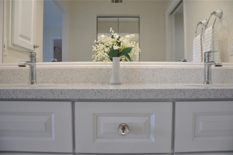 Condo in Punta Gorda, Florida, 2 bedrooms  № 2105645 - photo 21