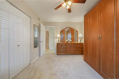 Condo in Punta Gorda, Florida, 2 bedrooms  № 2105645 - photo 28