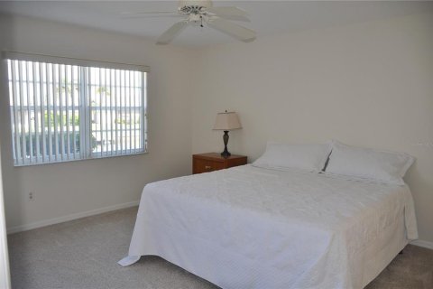 Condo in Punta Gorda, Florida, 2 bedrooms № 2105645 - photo 18