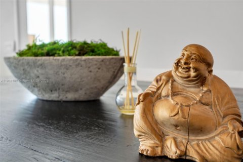 Condo in Miami Beach, Florida, 2 bedrooms № 1964158 - photo 6