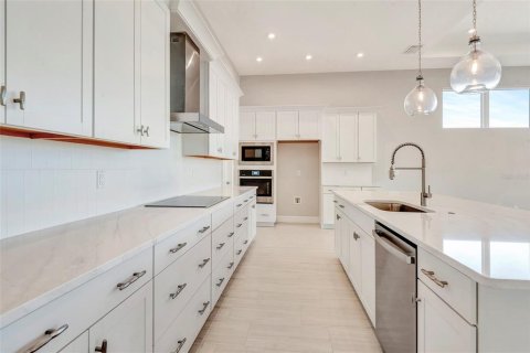 Купить виллу или дом в Деланд, Флорида 5 комнат, 182.83м2, № 1580131 - фото 3