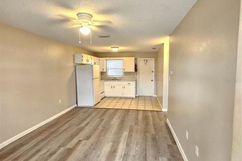 Appartement à louer à Lake Wales, Floride: 1 chambre, 56.86 m2 № 1913018 - photo 3