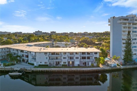 Купить кондоминиум в Норт-Майами, Флорида 1 спальня, 65.87м2, № 1972896 - фото 30