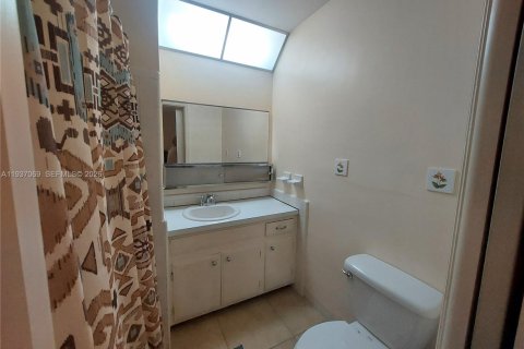 Villa ou maison à vendre à Tamarac, Floride: 2 chambres, 96.34 m2 № 1995074 - photo 22