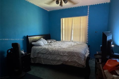 Villa ou maison à vendre à Miami, Floride: 3 chambres, 153.01 m2 № 1973804 - photo 20