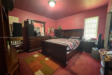 Villa ou maison à vendre à Miami, Floride: 3 chambres, 153.01 m2 № 1973804 - photo 15