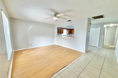 Apartamento en alquiler en Bartow, Florida, 2 dormitorios, 86.86 m2 № 1532684 - foto 2