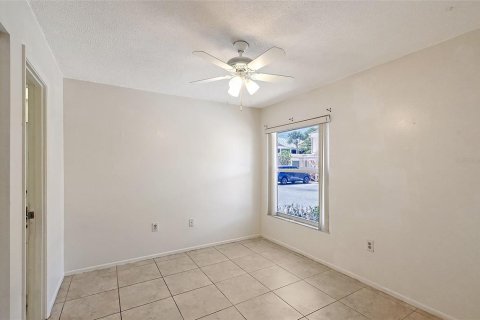 Condo in Bradenton, Florida, 2 bedrooms  № 1636927 - photo 11